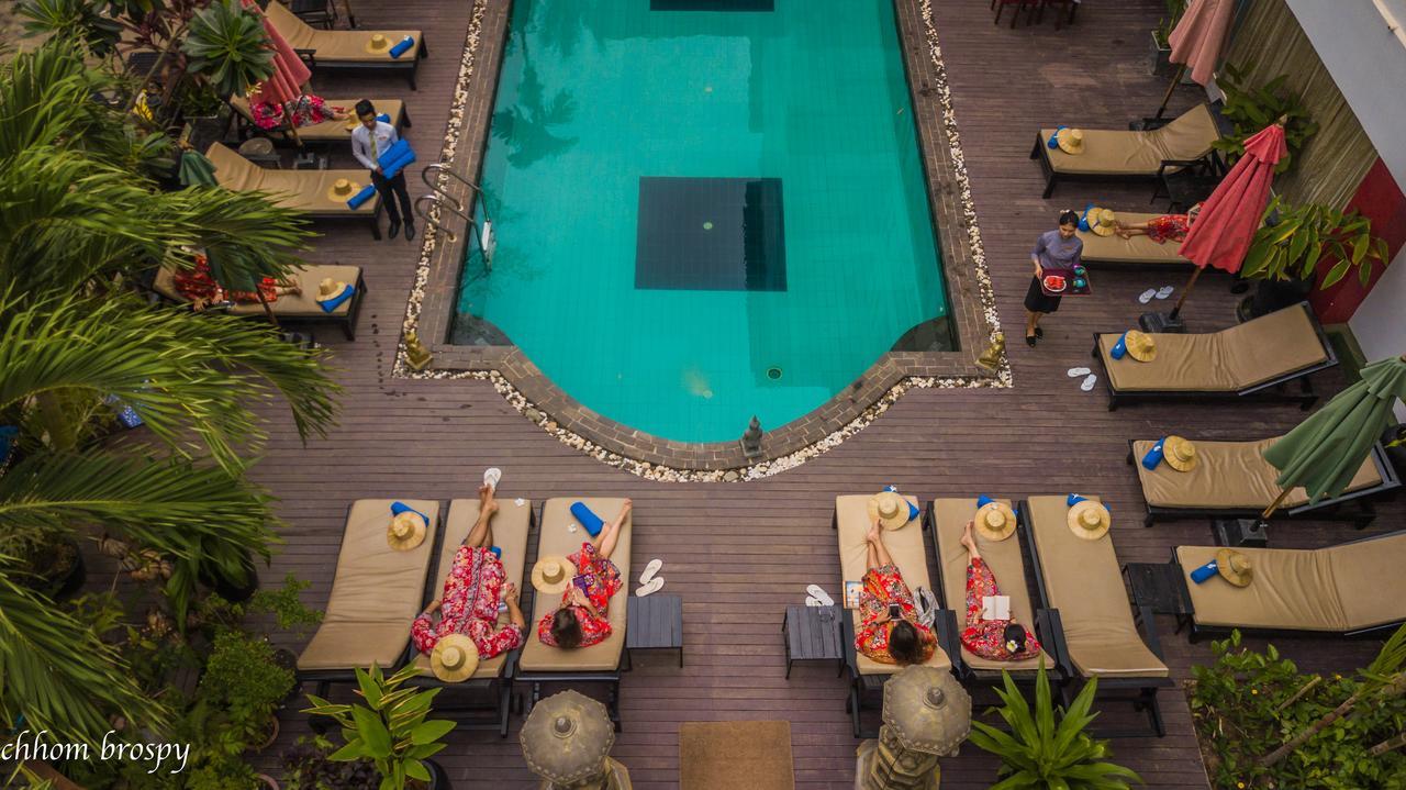 Mekong Angkor Deluxe Hotel Siem Reap Exterior foto